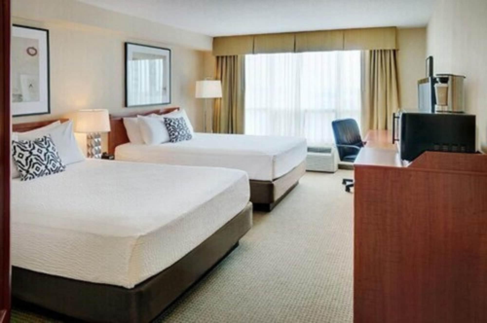 Courtyard By Marriott Kitchener Hotel Eksteriør billede