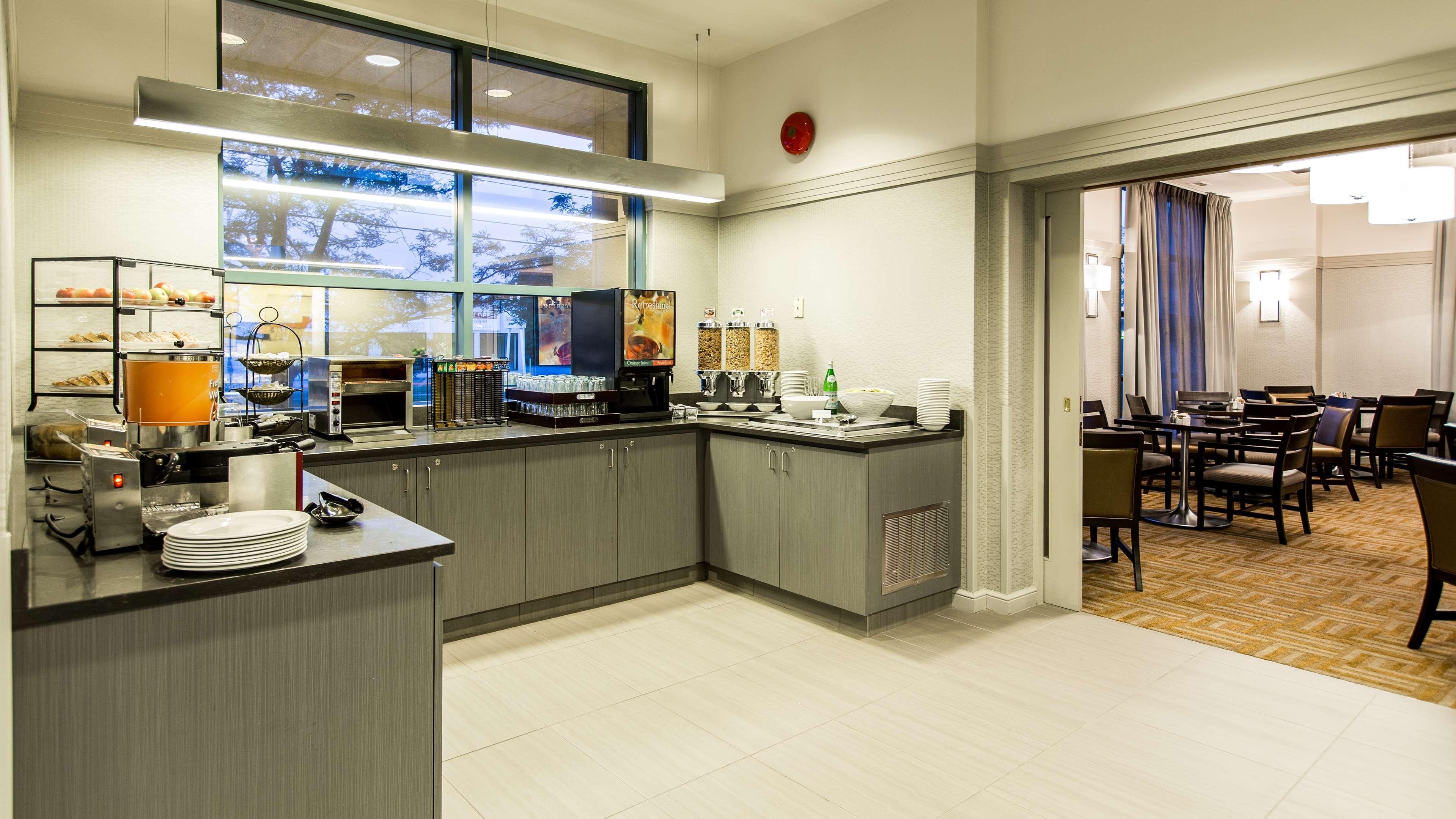 Courtyard By Marriott Kitchener Hotel Eksteriør billede